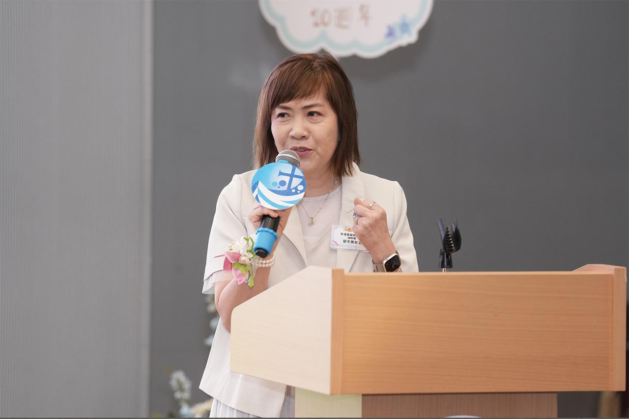  香港基督教服務處總幹事翟冬青於致詞時感謝所有曾參與關愛校園獎勵計劃的學校，與服務處攜手建立關愛校園。